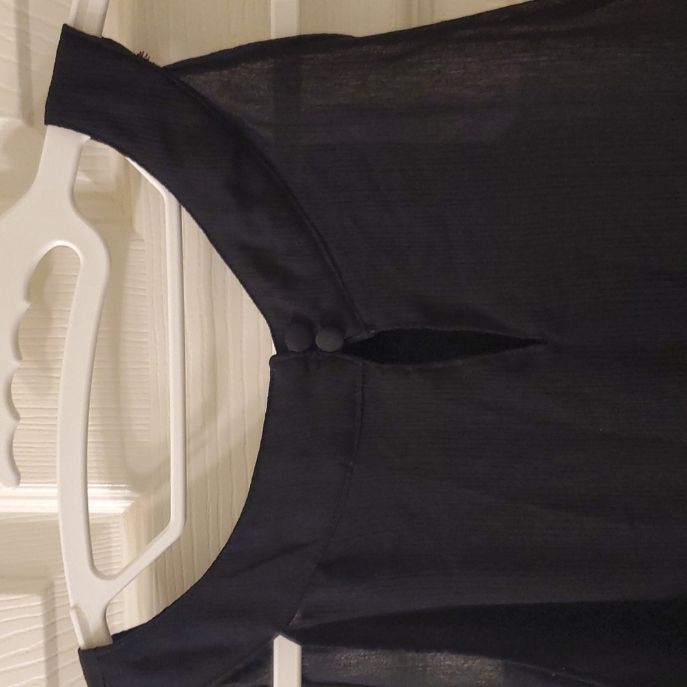 Sleeveless Black Tunic, Ruffles, Button Back, Small, Merona - Picture 4 of 8